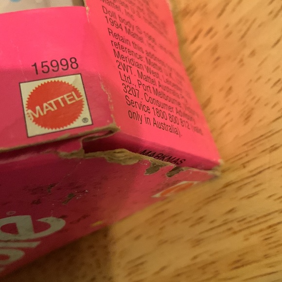 1996 birthday Barbie - Picture 8 of 11